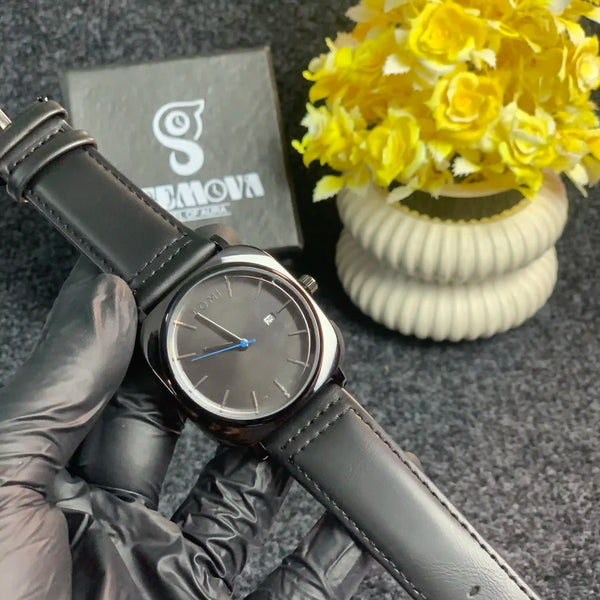 Tombi Black